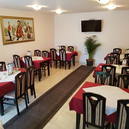 Hotel Vila Prestige Budva Kültér fotó