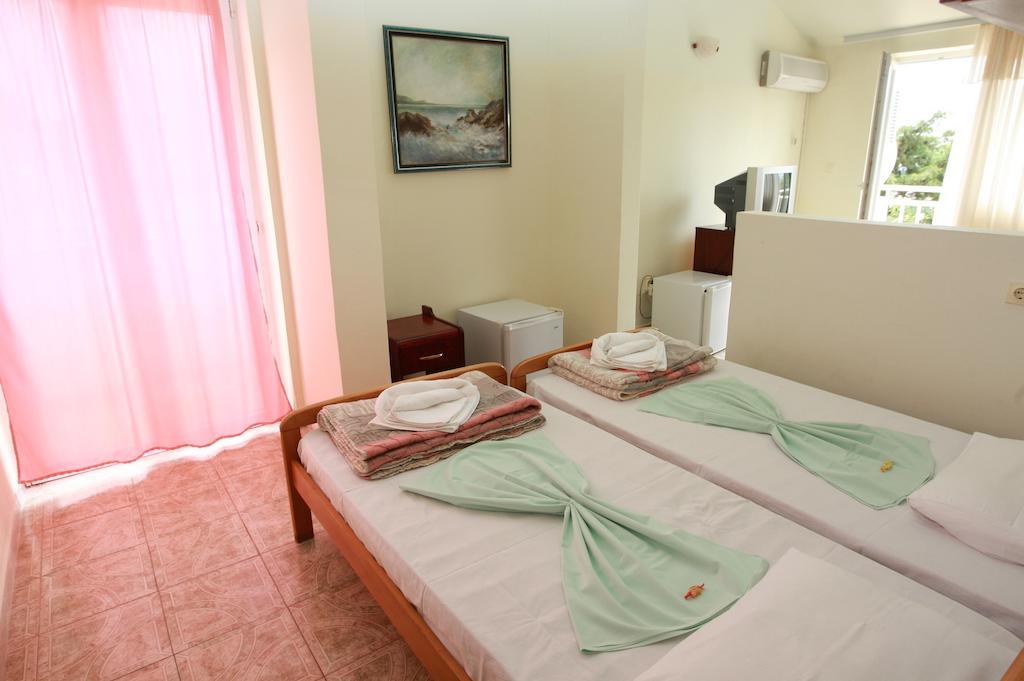 Hotel Vila Prestige Budva Kültér fotó