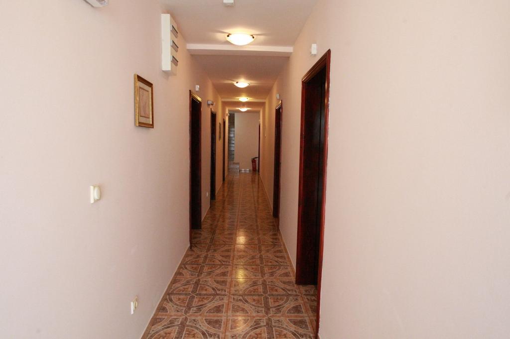 Hotel Vila Prestige Budva Kültér fotó